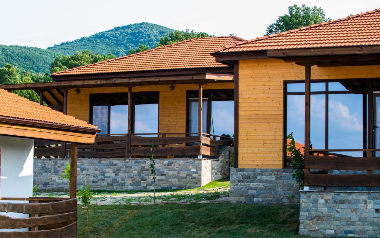 Етно Комплекс "Поп Грую Бански" Banya  Exterior foto